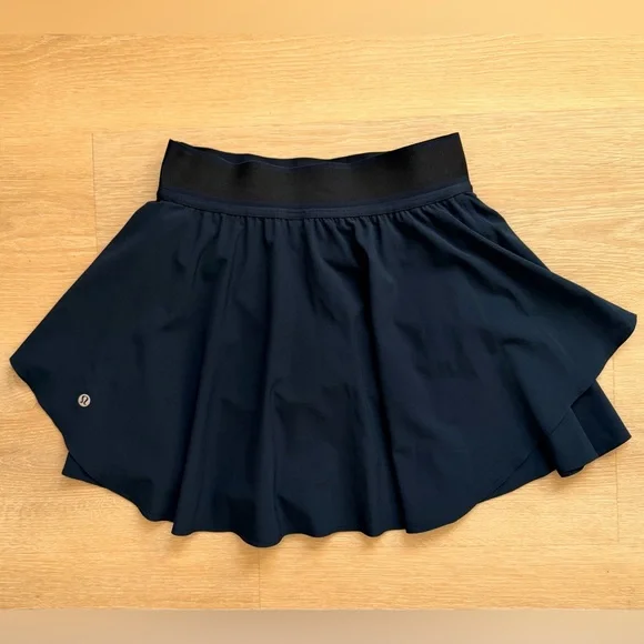 RARE Lululemon Court Rival High Rise Skirt Regular True Navy Size 4 EUC - Picture 3 of 8